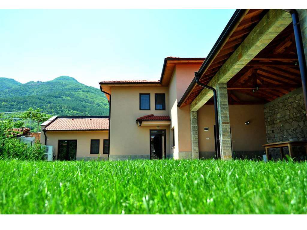 Yustina Villas Guest House מראה חיצוני תמונה