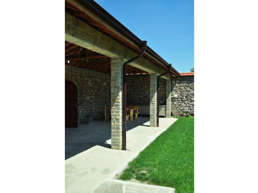 Yustina Villas Guest House מראה חיצוני תמונה