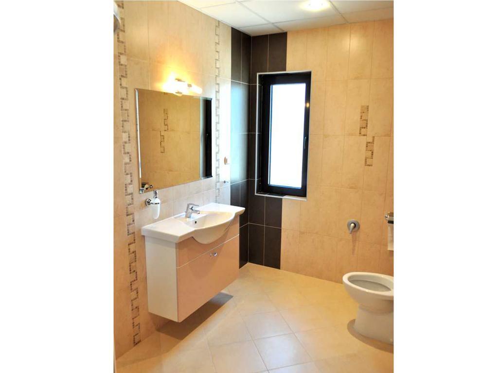 Yustina Villas Guest House חדר תמונה